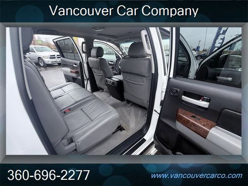 Used 2010 Toyota Tundra Limited image 16