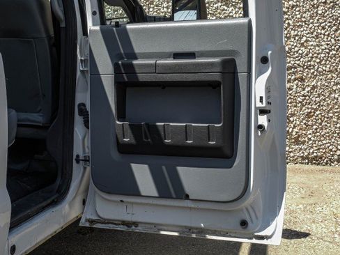 Used 2016 Ford F250 XL w/ Power Equipment Group RWD image 49