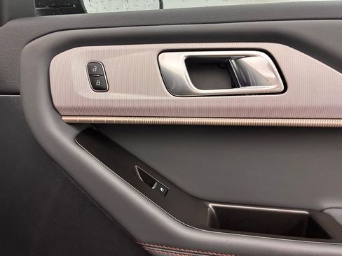 New 2026 Ford Explorer Active image 26