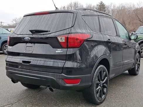 Used 2019 Ford Escape SE image 10