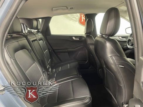 Used 2024 Ford Escape Platinum image 21