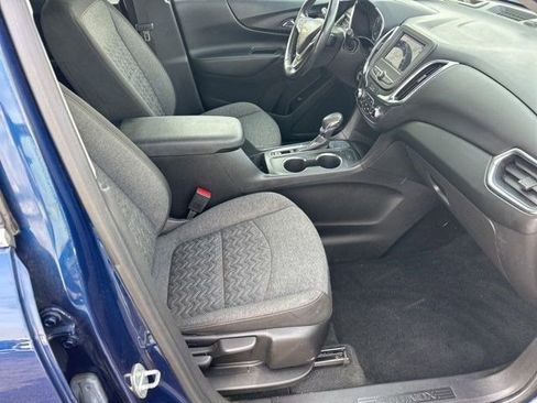 Used 2022 Chevrolet Equinox LT image 41