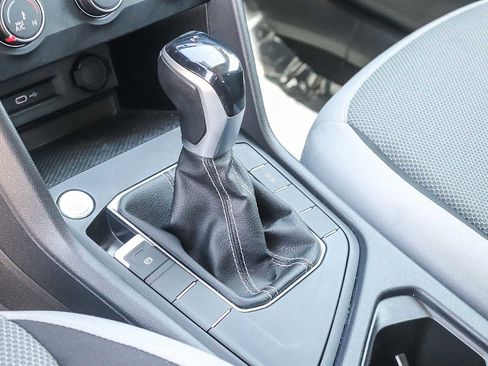 Used 2022 Volkswagen Taos S w/ IQ Drive S Package image 13