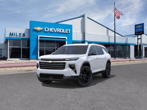 New 2026 Chevrolet Traverse LT w/ Driver Confidence Package AWD/4WD image 54