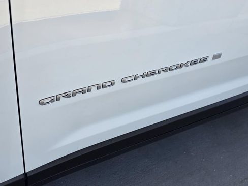 New 2026 Jeep Grand Cherokee Laredo X RWD image 31