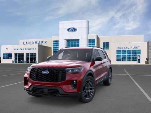 New 2026 Ford Explorer ST-Line w/ ST-Line Street Pack image 2