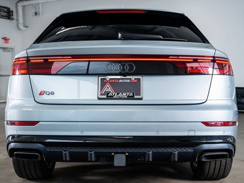 Used 2024 Audi Q8 Premium Plus w/ Premium Plus Package image 7
