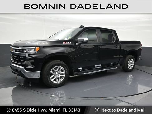 Used 2023 Chevrolet Silverado 1500 LT w/ Z71 Off-Road Package image 1