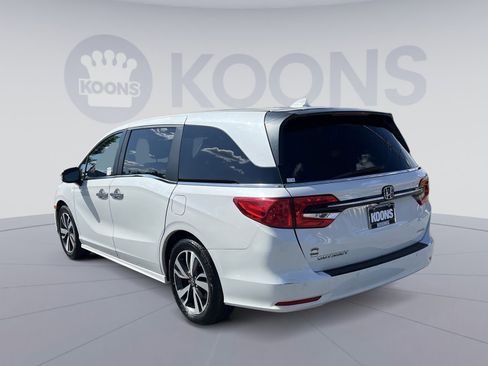 Used 2023 Honda Odyssey Touring image 4