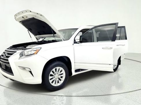 Used 2017 Lexus GX 460 Premium w/ Premium Package AWD/4WD image 13