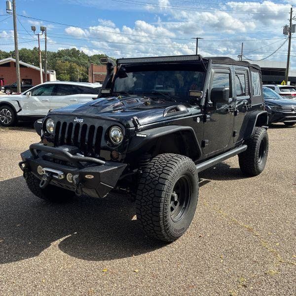 Used 2013 Jeep Wrangler Unlimited Sport w/ Connectivity Group AWD/4WD image 1