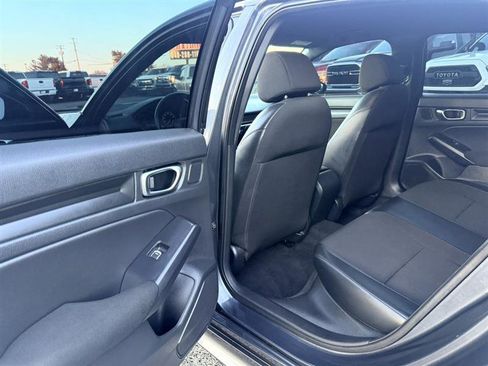 Used 2022 Honda Civic Sport image 18