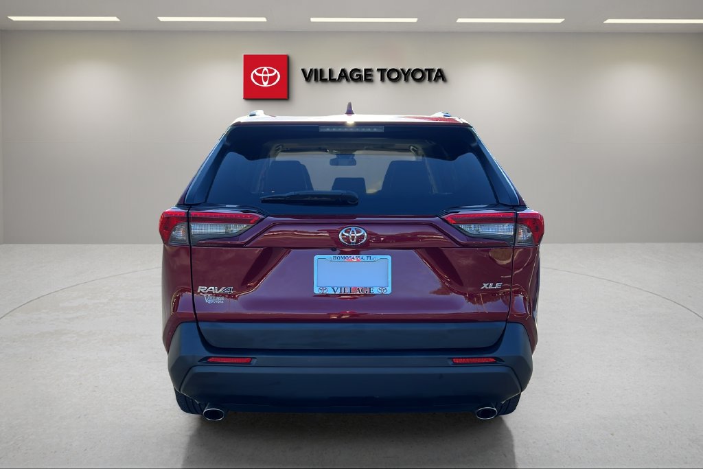 Certified 2022 Toyota RAV4 XLE Premium FWD image 4
