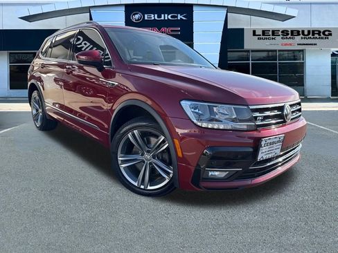 Used 2018 Volkswagen Tiguan SEL image 1