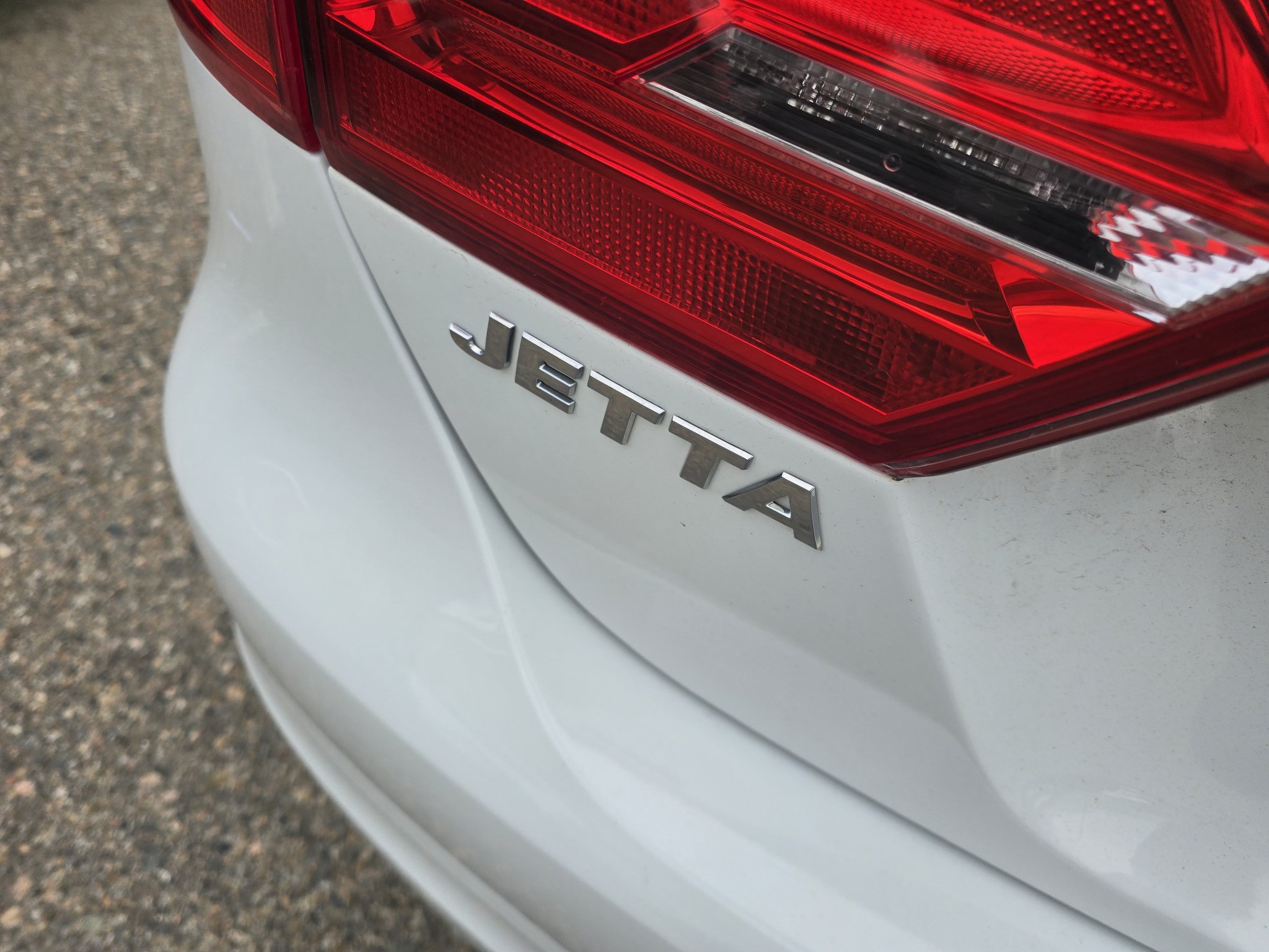 Used 2014 Volkswagen Jetta SE FWD image 12