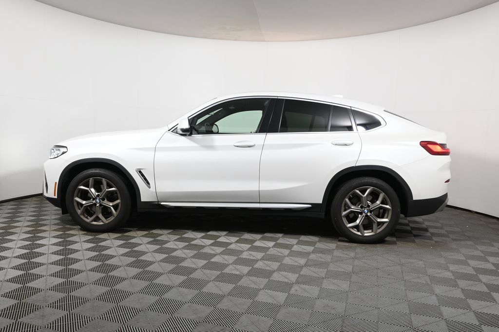 Used 2022 BMW X4 xDrive30i w/ Premium Package 2 AWD/4WD image 2