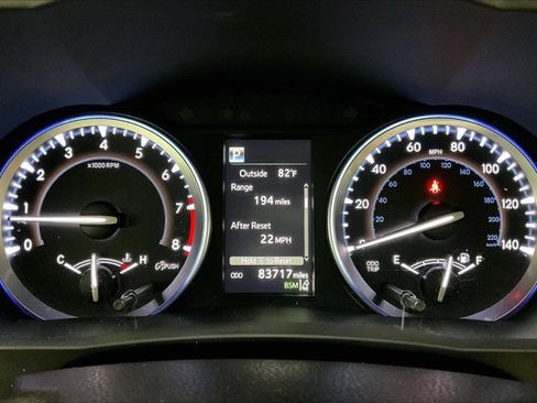 Used 2018 Toyota Highlander XLE AWD/4WD image 20