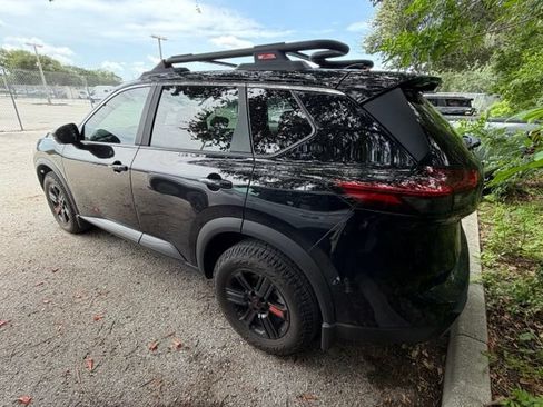 Used 2025 Nissan Rogue SV w/ Rock Creek Premium Package AWD/4WD image 9