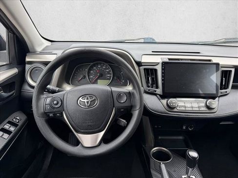 Used 2014 Toyota RAV4 XLE FWD image 11