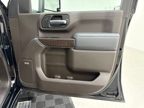 Used 2023 GMC Sierra 2500 Denali w/ Denali Ultimate Package AWD/4WD image 36