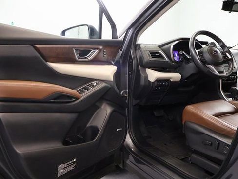 Used 2021 Subaru Ascent Touring w/ Popular Package #2 image 8