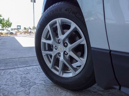 Used 2022 Chevrolet Equinox LT image 9