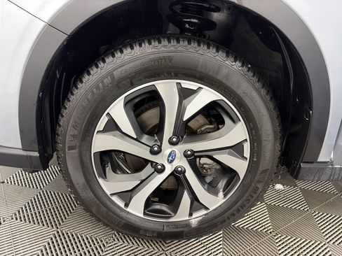 Used 2021 Subaru Outback Limited image 13