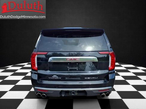 Used 2021 GMC Yukon XL Denali w/ Denali Premium Package AWD/4WD image 4