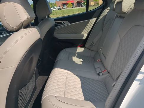 Used 2023 Genesis G70 2.0T w/ Sport Prestige Package AWD/4WD image 12
