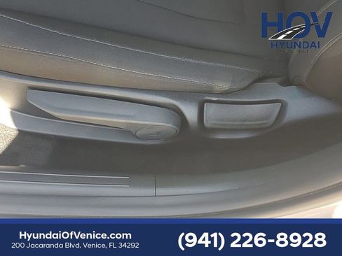 Certified 2025 Hyundai Elantra Sport FWD image 22
