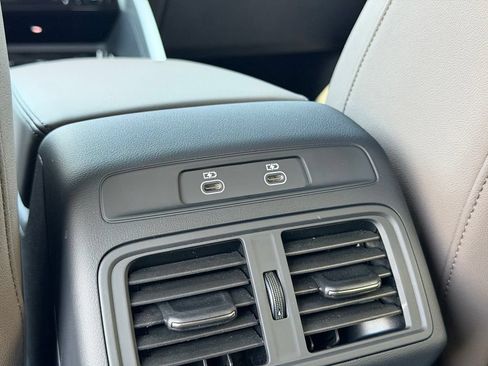 Used 2025 Audi Q5 Prestige AWD/4WD image 37