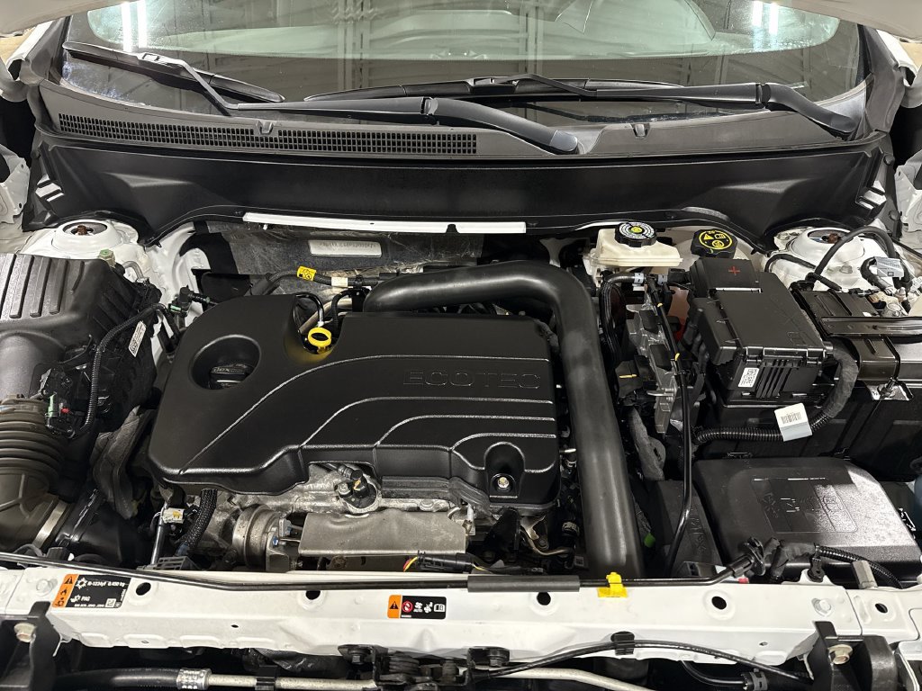 Used 2023 Chevrolet Equinox LT FWD image 24