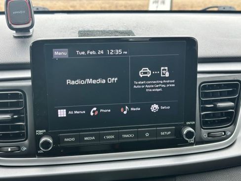 Used 2023 Kia Rio S image 17
