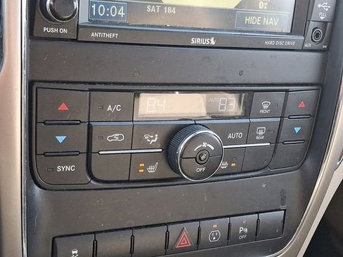 Used 2013 Jeep Grand Cherokee Limited image 17