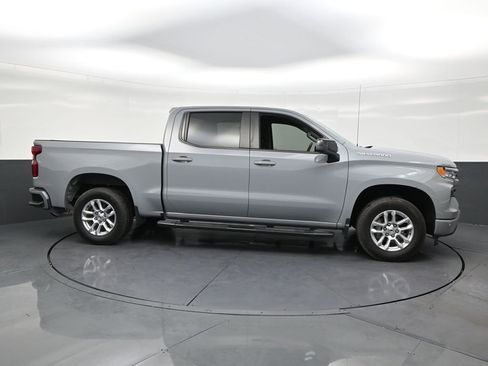 Used 2024 Chevrolet Silverado 1500 RST image 6