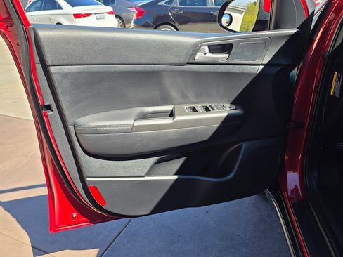 Used 2019 Kia Sportage LX image 27