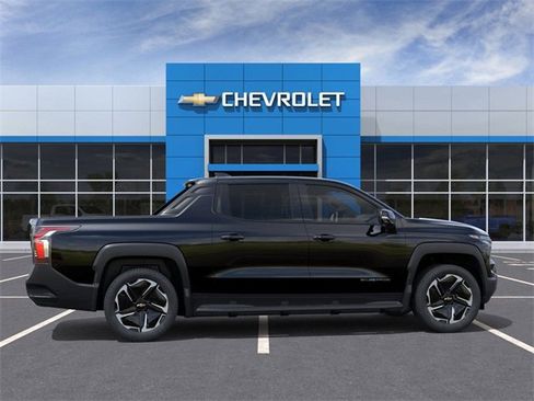 New 2026 Chevrolet Silverado EV LT image 5