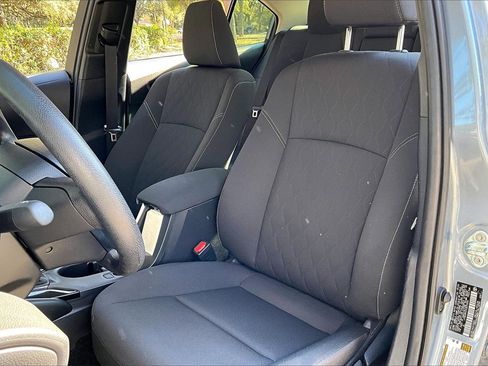 Used 2025 Toyota Corolla LE image 18