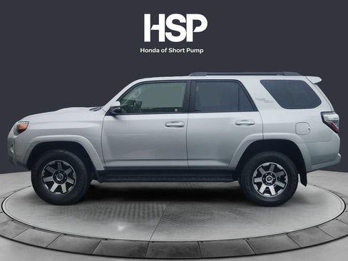 Used 2023 Toyota 4Runner TRD Off-Road Premium AWD/4WD image 2
