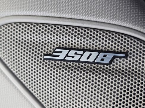 New 2025 Honda Pilot Touring image 11