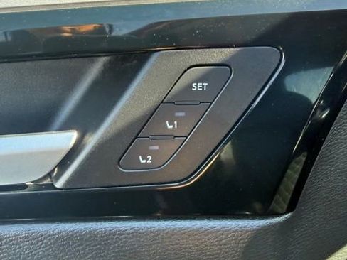 Used 2024 Mitsubishi Outlander SEL image 16