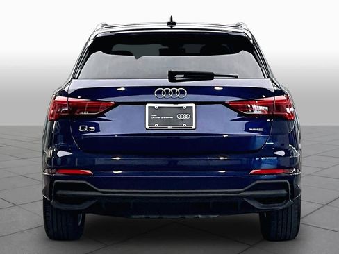 Certified 2024 Audi Q3 2.0T Premium w/ Convenience Package AWD/4WD image 5