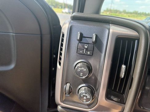 Used 2017 GMC Sierra 1500 SLT AWD/4WD image 17