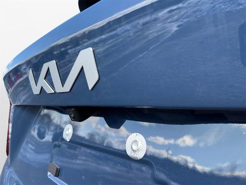 New 2025 Kia Sorento S w/ Panoramic Sunroof Package image 17