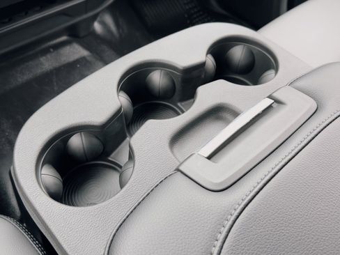 New 2025 RAM 2500 Tradesman w/ Chrome Appearance Group image 28