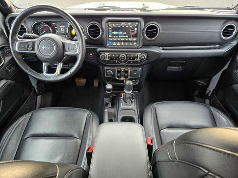 Used 2023 Jeep Wrangler Unlimited Sahara w/ Cold Weather Group image 12