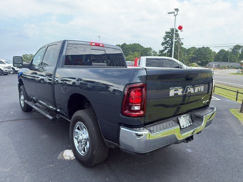 Used 2025 RAM 2500 Tradesman AWD/4WD image 7