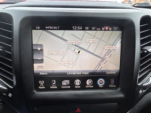 Used 2016 Jeep Cherokee Trailhawk w/ Leather Interior Group image 33