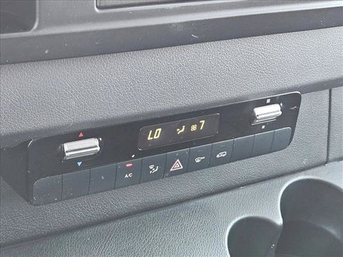 Used 2022 Mercedes-Benz Sprinter 2500 image 13
