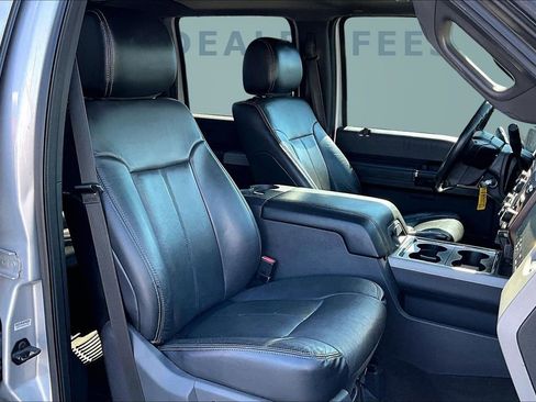 Used 2015 Ford F350 Lariat w/ Lariat Ultimate Package image 29